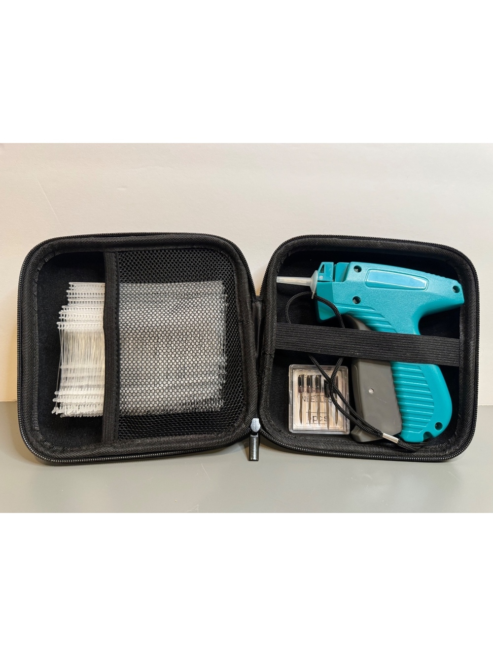 Price Tag Gun for Clothes, Retail Clothing Attacher Tagging Gun as